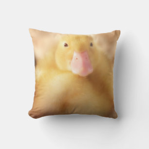 Fuzzy Yellow Duck Easter Baby Ducking Kussen