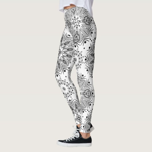FuzzyFoxArt, zwart-wit Leggings (Links)