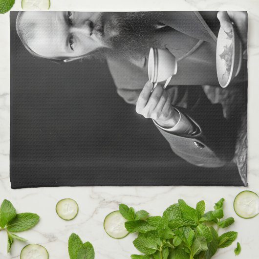 Fyodor Dostoevsky - tea fun quote Theedoek (Gevouwen)