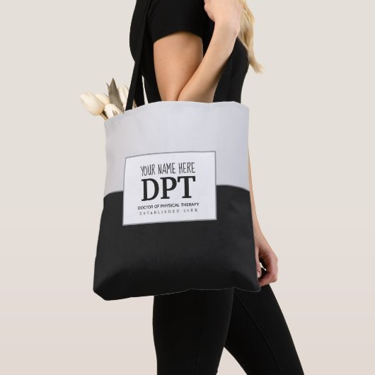 Fysieke therapist DPT Gepersonaliseerd Zilver en Z Tote Bag (Dichtbij)