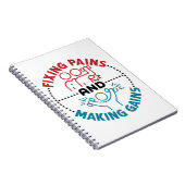 Fysieke therapistische fixeerpijnen en het maken v notitieboek (Rechterzijde)