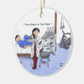 Fysiotherapeut, lang zwart haar keramisch ornament (Links)