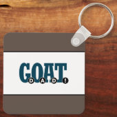 "G.O.A.T. DAD!" Voor afdrukken in afbeelding bij v Sleutelhanger (Achterkant)