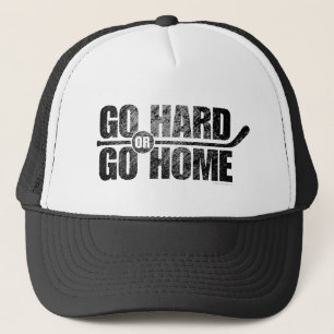 Ga hard of ga naar huis (Hockey) Trucker Hat Pet