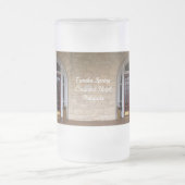 Ga in als u de Mok van de Beer van het Glas van he (Center)