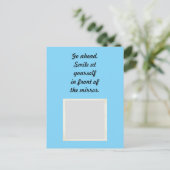 Ga je gang. Lach op jezelf voor de spiegel Briefkaart (Staand voorkant)