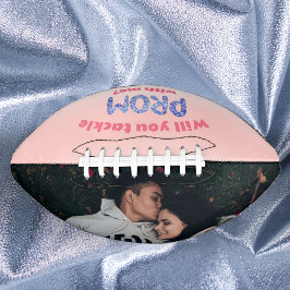 Ga je met mij naar het schoolbal? american football