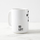 Ga links zwarte typografie koffiemok (Voorkant links)