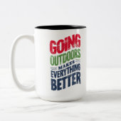 Ga naar buiten, het maakt alles beter tweekleurige koffiemok (Links)