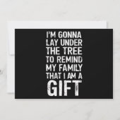 Ga onder de kerstboom liggen Kerstcadeaus voor fam Feestdagenkaart (Voorkant)