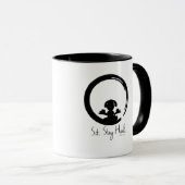 Ga zitten. Blijf. Heal. Dog Meditation Mok (Voorkant rechts)