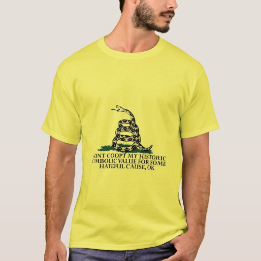 Gadsden Flag Betekenis verdedigd T-shirt (Voorkant)