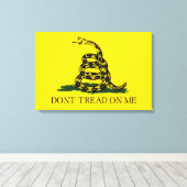 Gadsden Flag (niet op mij lezen) (Amerikaanse slan Canvas Afdruk (Insitu (Houten vloer))