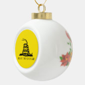 Gadsden Rattlesnake Flag: Revolutionaire Oorlog 17 Keramische Bal Ornament (Rechts)