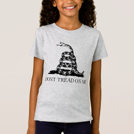 Gadsden Rattlesnake Flag: Revolutionaire Oorlog 17 T-shirt (Voorkant)