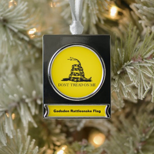 Gadsden Rattlesnake Flag: Revolutionaire Oorlog 17 Verzilverd Banner Ornament (Boom)