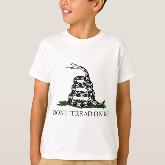 Gadsden vlag "Niet op mij lezen" T-shirt (Voorkant)