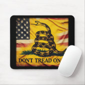 Gadsen Flag niet op me trappen Muismat (Met muis)