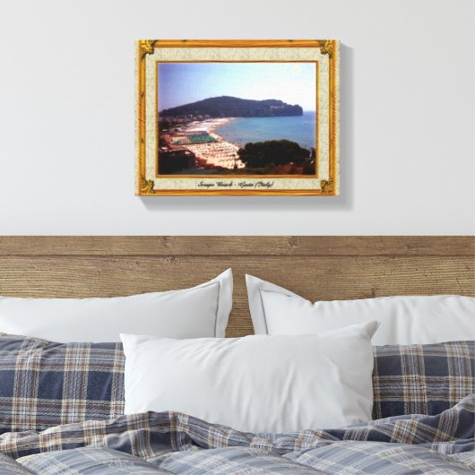 Gaeta Beach Lijst Canvas Afdruk (Insitu (Slaapkamer))