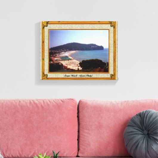 Gaeta Beach  Lijst Canvas Afdruk (Insitu (Woonkamer))