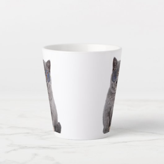 Galactische blik Het Stellar Kat in Zonnebril Latte Mok (Voorkant)