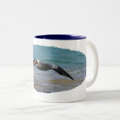 Galapagos Pelican Tweekleurige Koffiemok (Voorkant rechts)