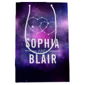 Galaxy Hearts Constellation bruiloft gepersonalise Medium Cadeauzakje (Voorkant)