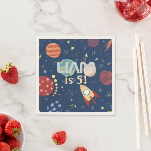 Galaxy Outer Space Kind is jarig Servet (Insitu)