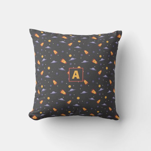 Galaxy pattern yellow gray name Throw Pillow Kussen (Voorkant)