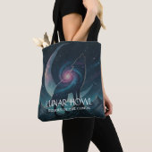 Galaxy Wolf Silhouette with Mystical Nebula Moon Tote Bag (Dichtbij)