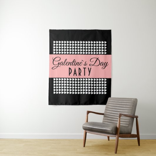 Galentine`s Day-feest met zwart-wit hartpatroon Wandkleed (In situ)