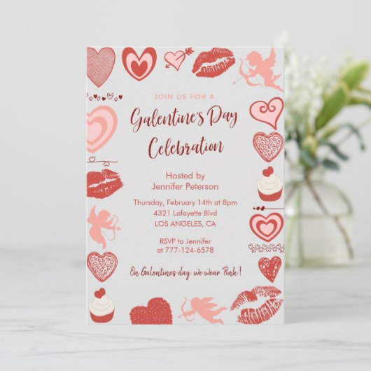 Galentine uitnodiging roze en rode brunch harten (Staand voorkant)