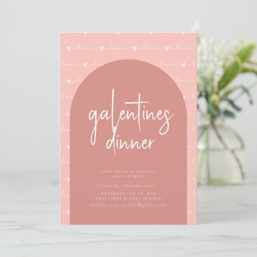 Galentines Day Dinner Invite met roze liefde Kaart (Staand voorkant)