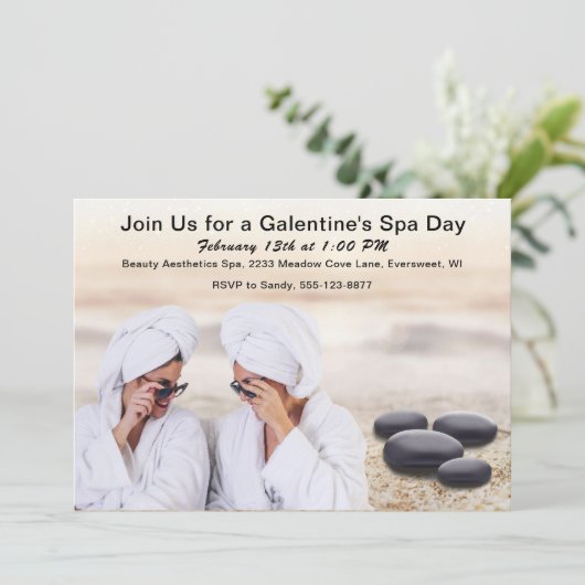 Galentine's Day Spa Relaxing Gals Party Uitnodigin (Staand voorkant)