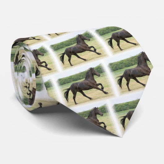 Galloping Friesian Stropdas (Opgerold)