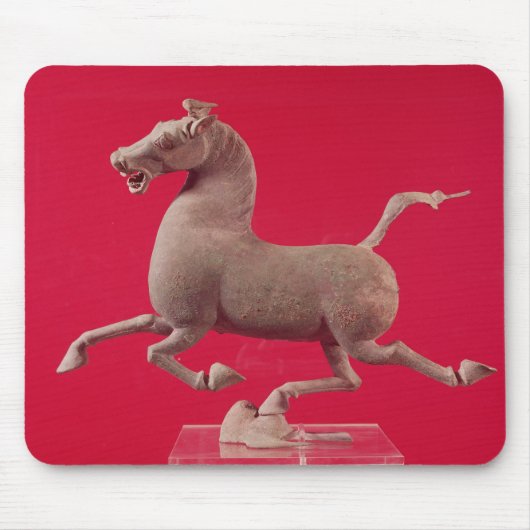 Galloping horse with one Hoof Resting on a Muismat (Voorkant)