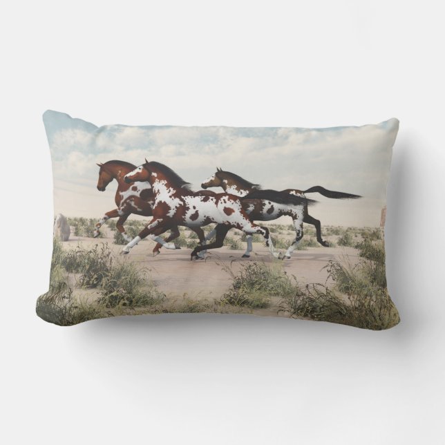 Galloping Paint Horses Lumbar Pillow Kussen (Voorkant)