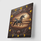 Galopperend Paard In Het Zonneveld Landschap Vierkante Klok (Hoek)