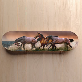 Galopperende paarden in Surven Skateboard Deck