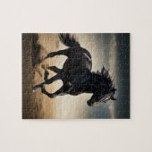 Galopperende zwarte hengst legpuzzel (Horizontaal)