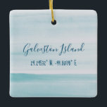 Galveston Island Keramisch Ornament<br><div class="desc">De prachtige lichtblauwe waterverf markeert de lengtegraad en breedtegraad van Galveston Island,  Texas.</div>