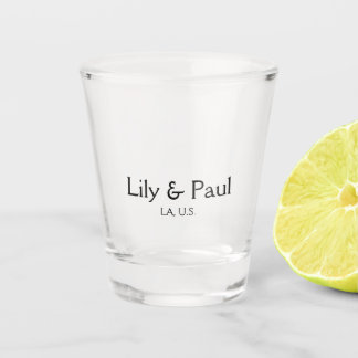 Game aan het toevoegen van een paar naam bruiloft  shot glas