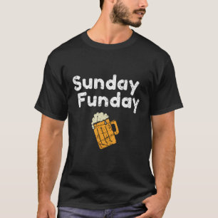 Game Day Funny Sunday Sports Funday Drink voetbal T-shirt