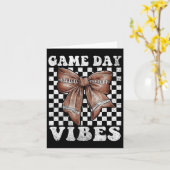 Game Day Vibes Coquette Bow Football Mama Football Kaart (Gele Bloem)