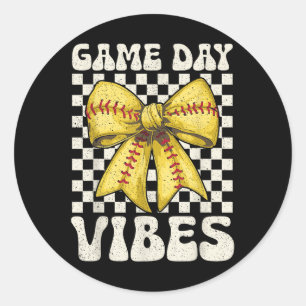 Game Day Vibes Groovy Coquette Bow Softbal Vrouwen Ronde Sticker