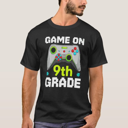 Game On 9th Grade Gaming Gamer Back To School Stud T-shirt (Voorkant)