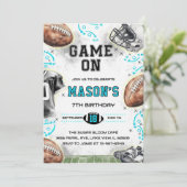 Game On Football Birthday Party Invitation Kaart (Staand voorkant)