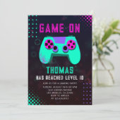 Game On | Level up Gamer Videogame verjaardag Kaart (Staand voorkant)