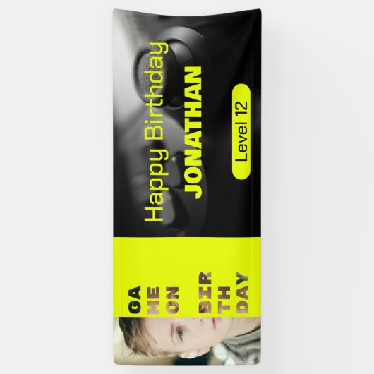 Game op gepersonaliseerde gamer verjaardag niveau  spandoek (Verticaal)