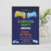 Game op slaapfeest jongensuitnodiging bedankkaart (Staand voorkant)